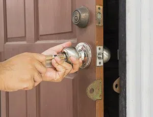 Community Locksmith Store New York, NY 212-547-8939 Community Locksmith Store New York, NY 212-547-8939 - locks-change